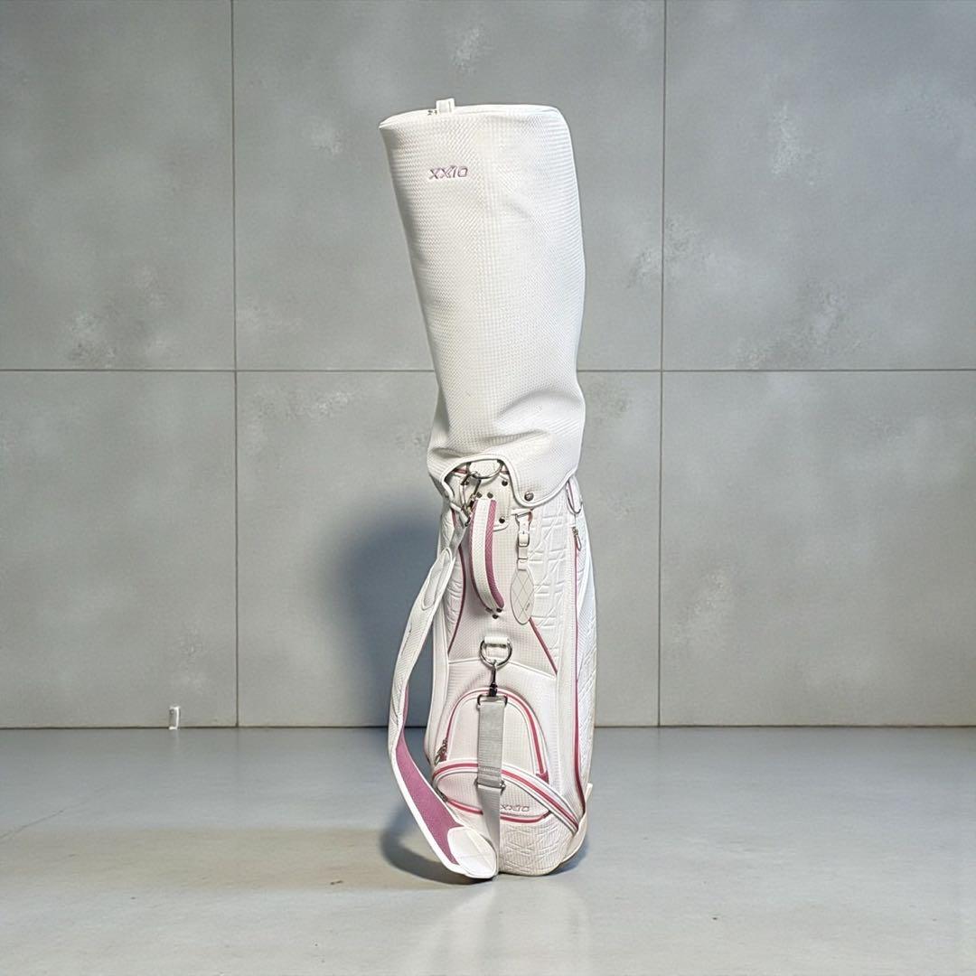 美品　XXIO ゴルフバッグ ホワイト/ピンク　ゼクシオ