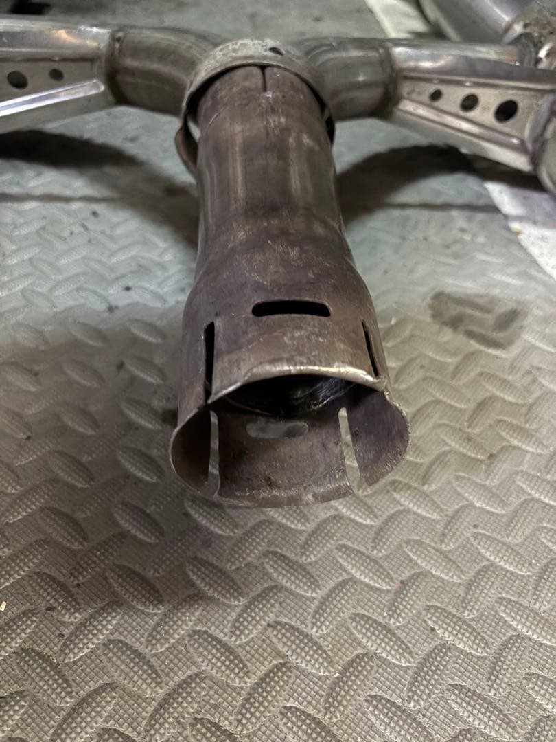 20セルシオ中間マフラー