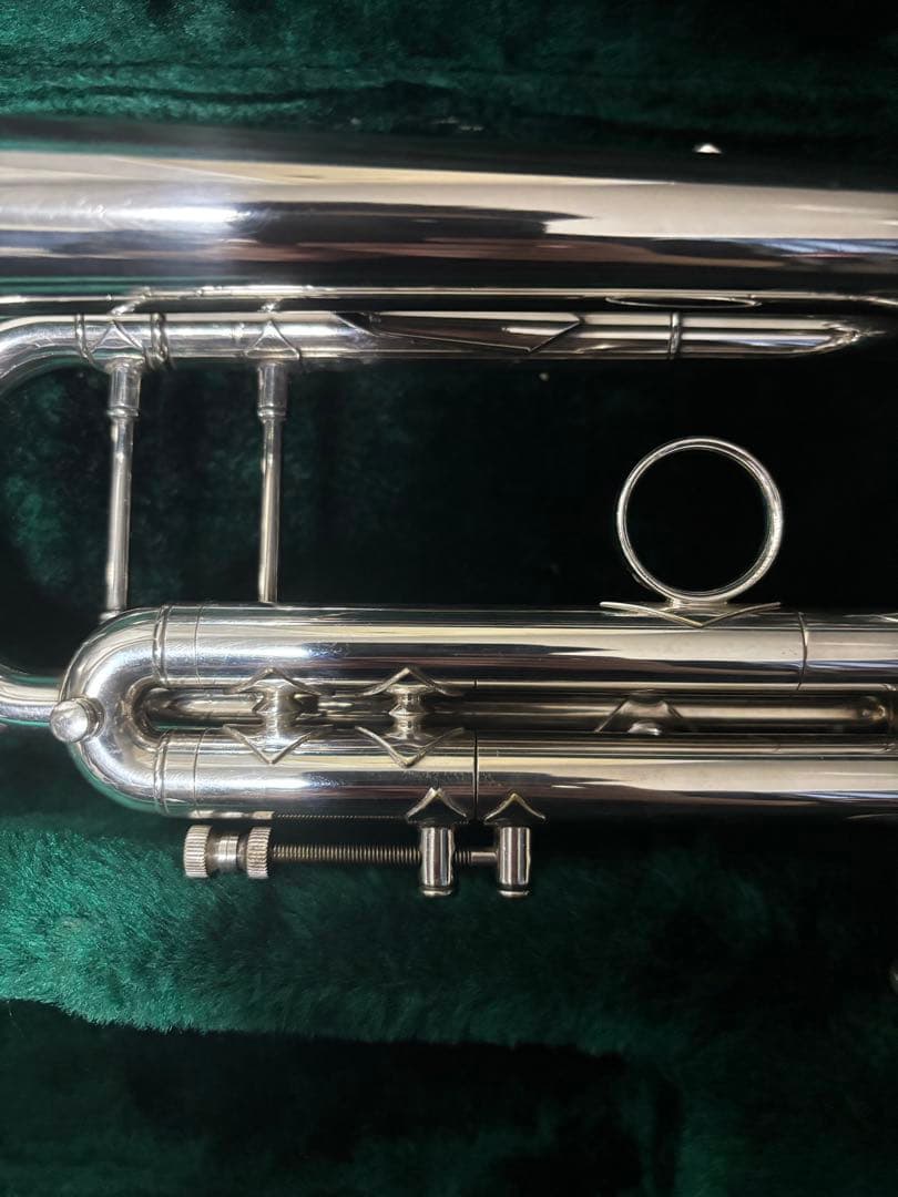 Bach 180ML37SP Stradivarius バック　トランペット