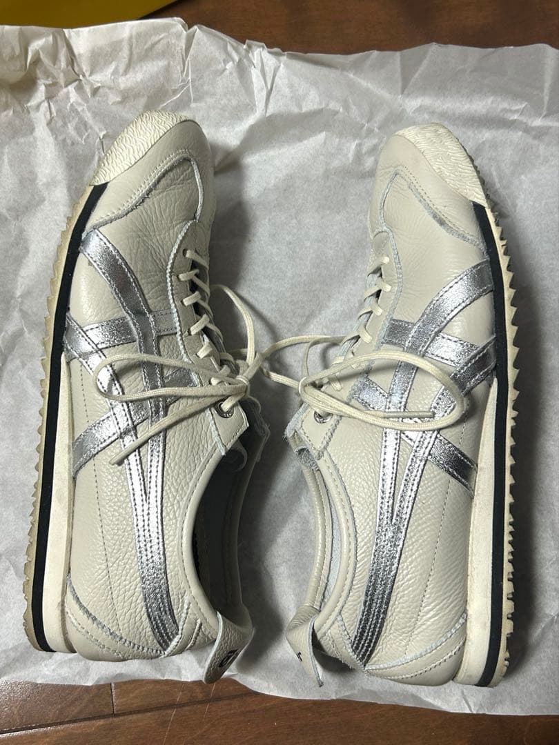 Onitsuka Tiger MEXICO 66 SD オフホワイト×シルバー