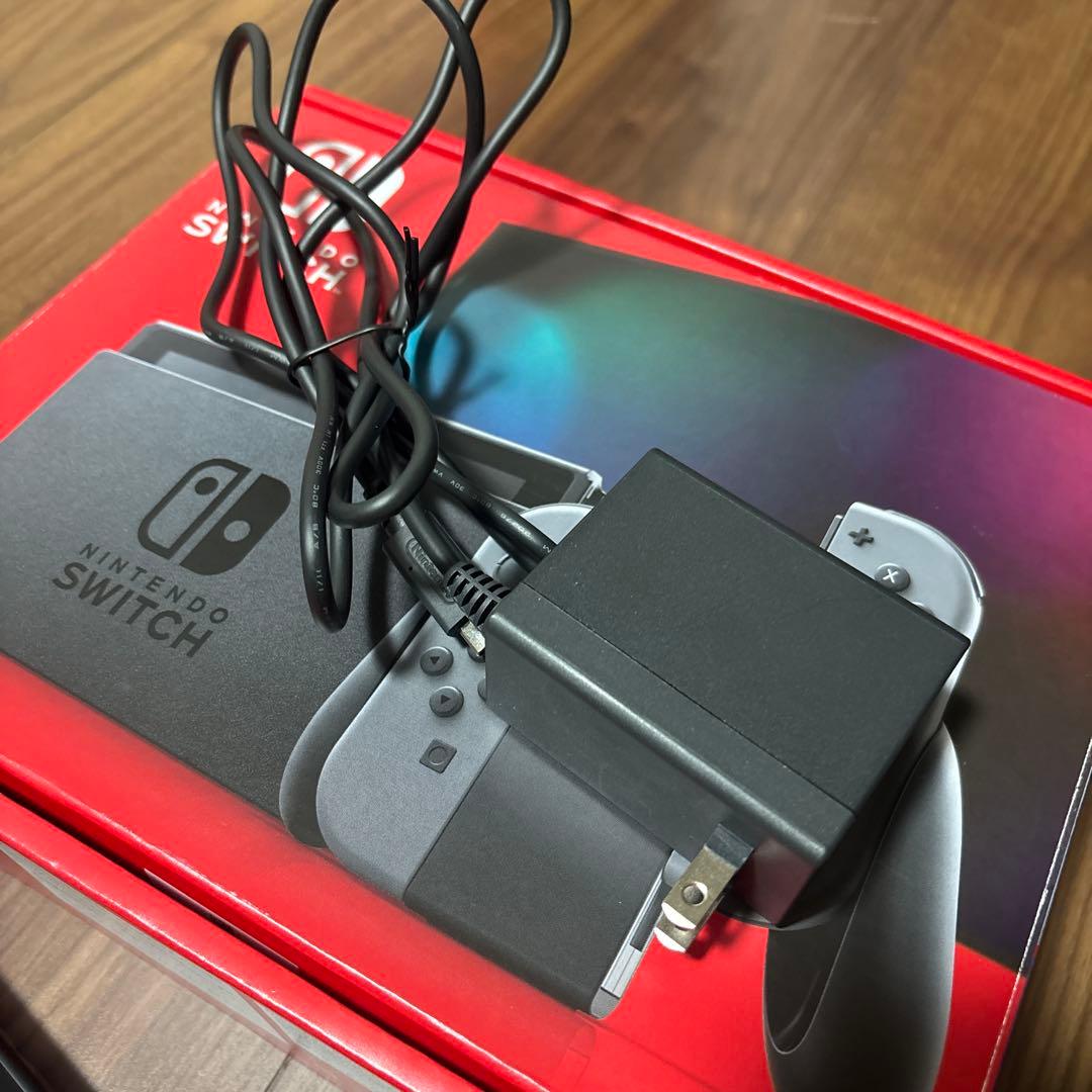 【美品】Nintendo Switch 本体 グレー