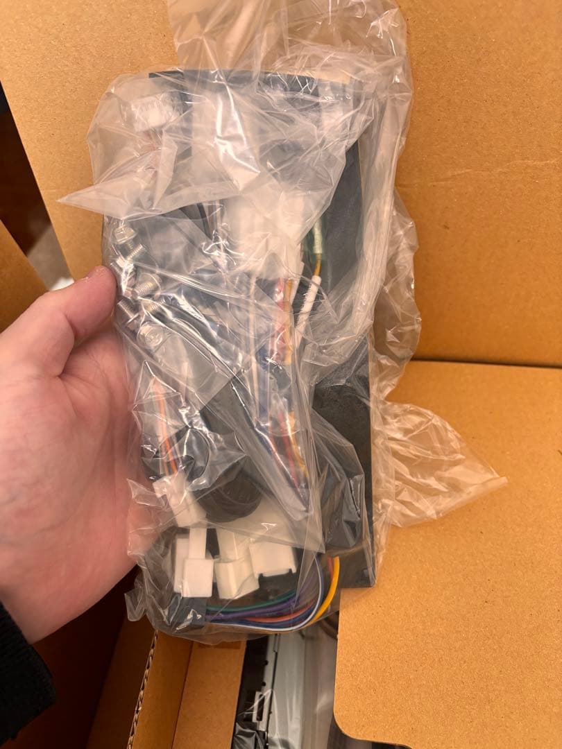 ECLIPSE AVN-R10W カーナビ 本体