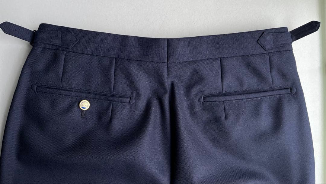 ネイビー 2タックインプリーツスラックス ダブル裾