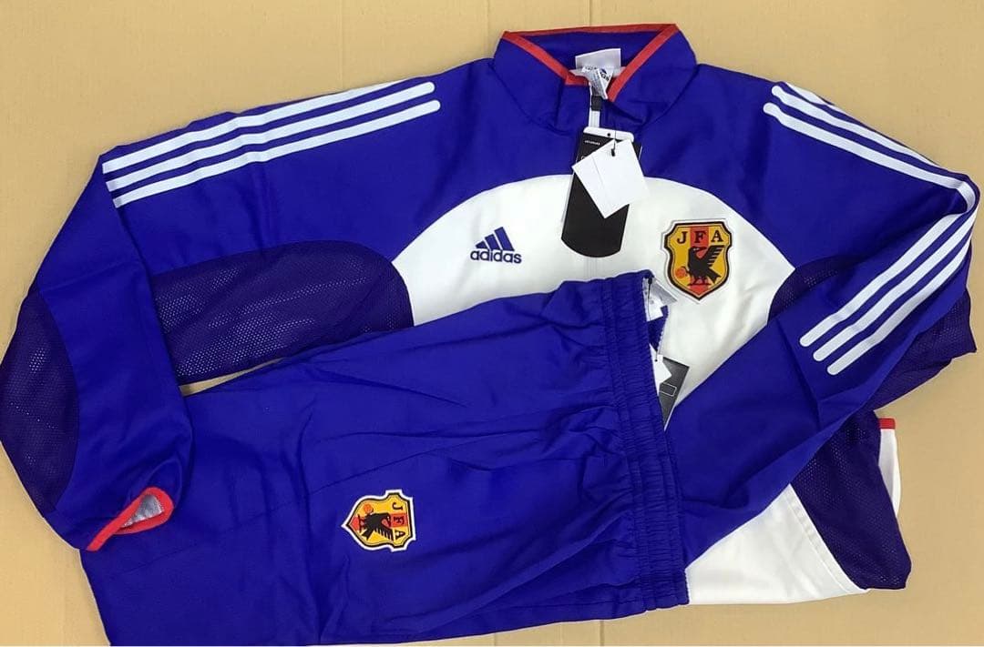 日本代表トレーニングウェア　ジャージ上下セット　Lサイズ　1999年モデル⁉︎