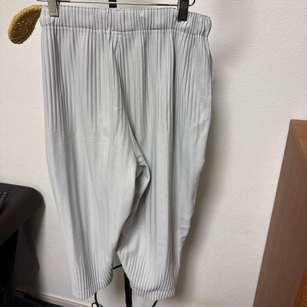 イッセイミヤケオムプリッセ　プリーツサルエルパンツ　3 ライトグレー