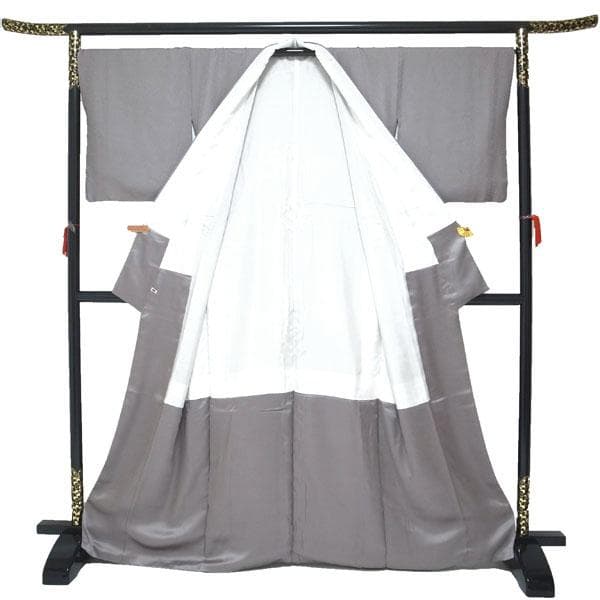 色無地 着物 袷 灰紫 地紋 セミフォーマル 絹 裄68 Ｌ 中古 sn1899