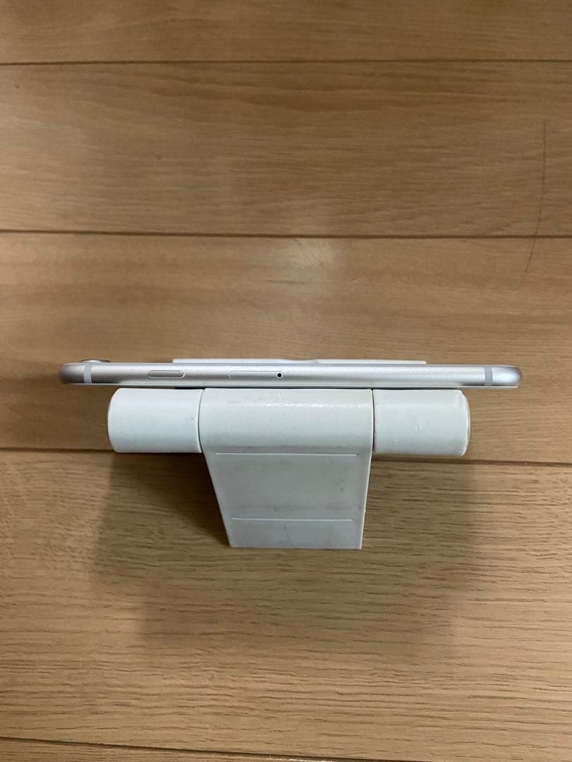 「超美品」iPhone8 64GB simフリー　シルバー
