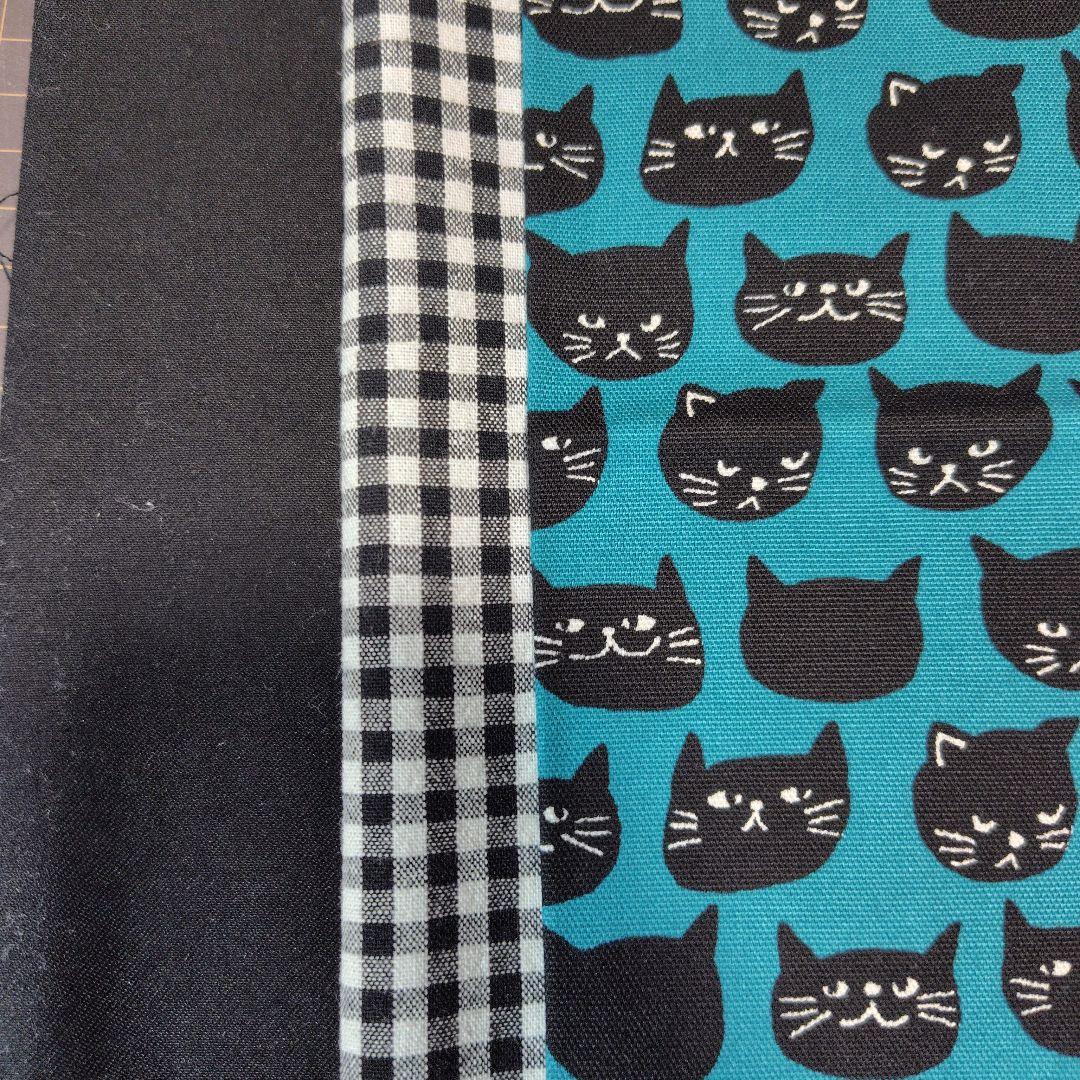 【しょう（プロフ読んで）】がま口マルチケース