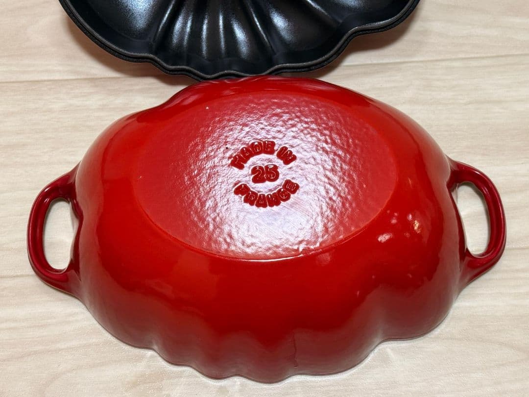 STAUB 25 97/8” ストウブ トマトココット 鋳鉄鍋