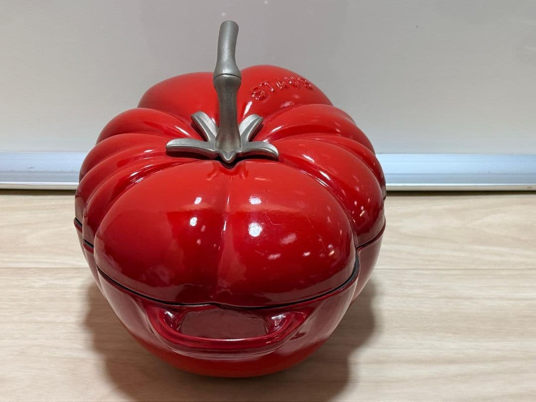 STAUB 25 97/8” ストウブ トマトココット 鋳鉄鍋