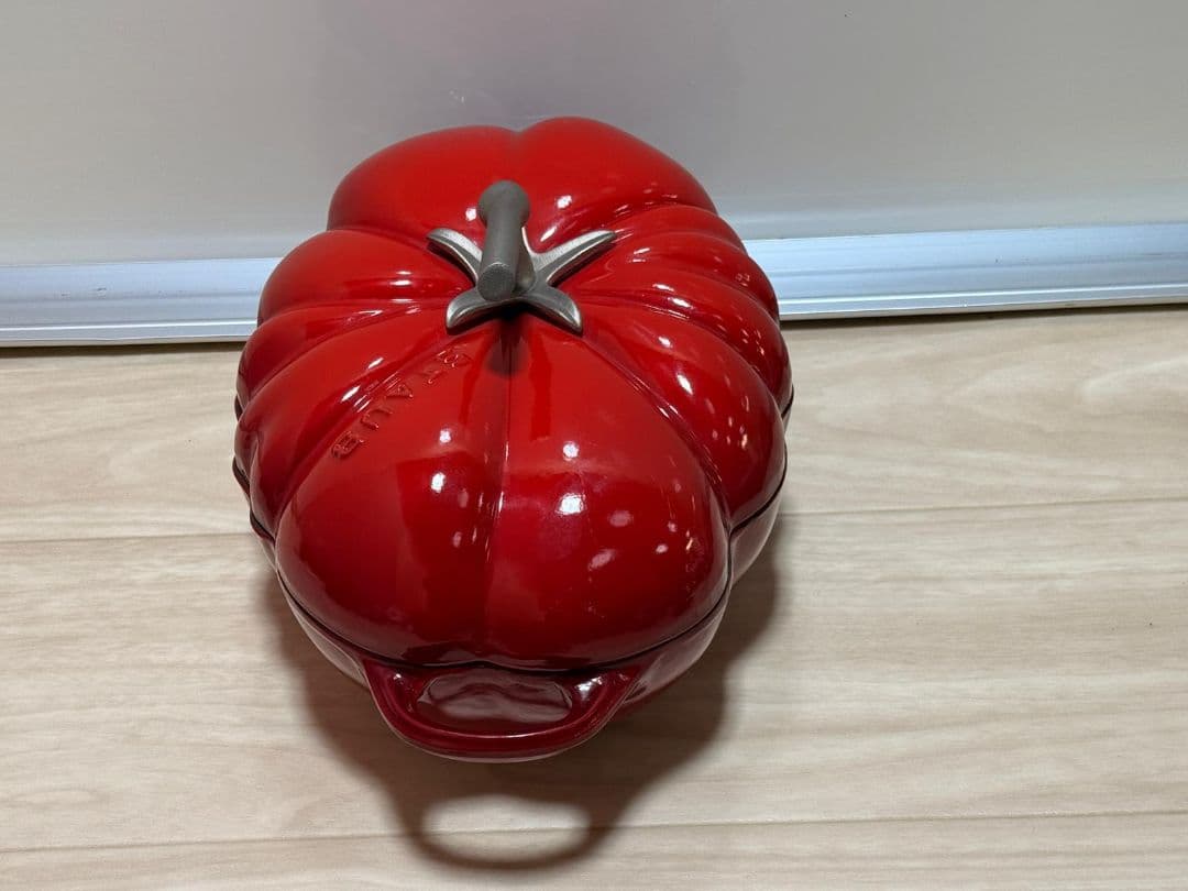 STAUB 25 97/8” ストウブ トマトココット 鋳鉄鍋