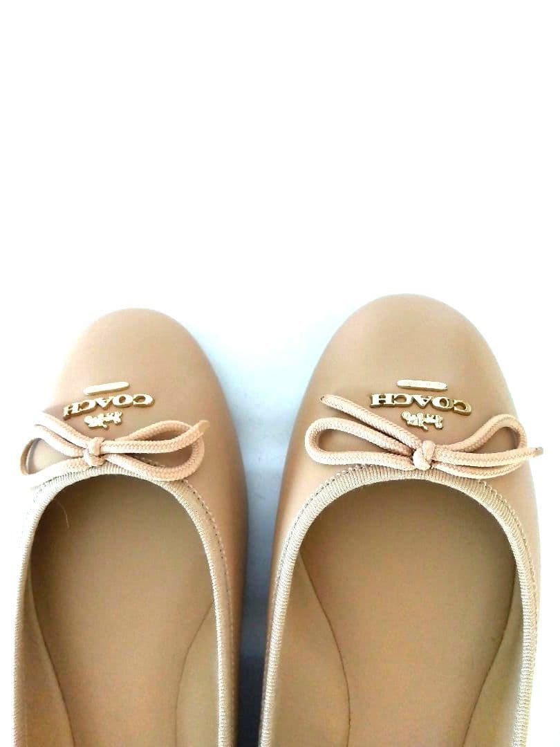 専用【新品・未使用】☆COAC 本革　23cm ベージュ　 フラットシューズ
