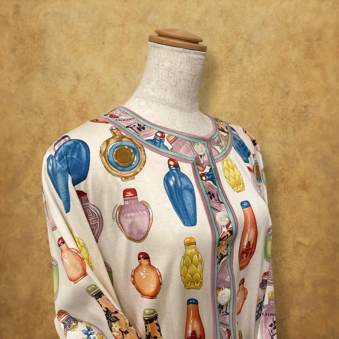 【時巡る】レオナール ノーカラージャケット アイボリー系 香水瓶 LL