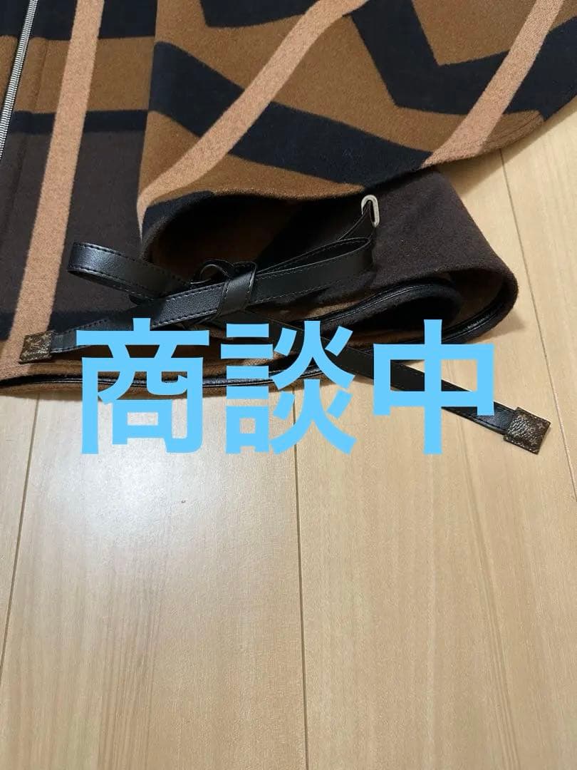 [正規品・美品]ルイ・ヴィトン　ポンチョ・ケープコート