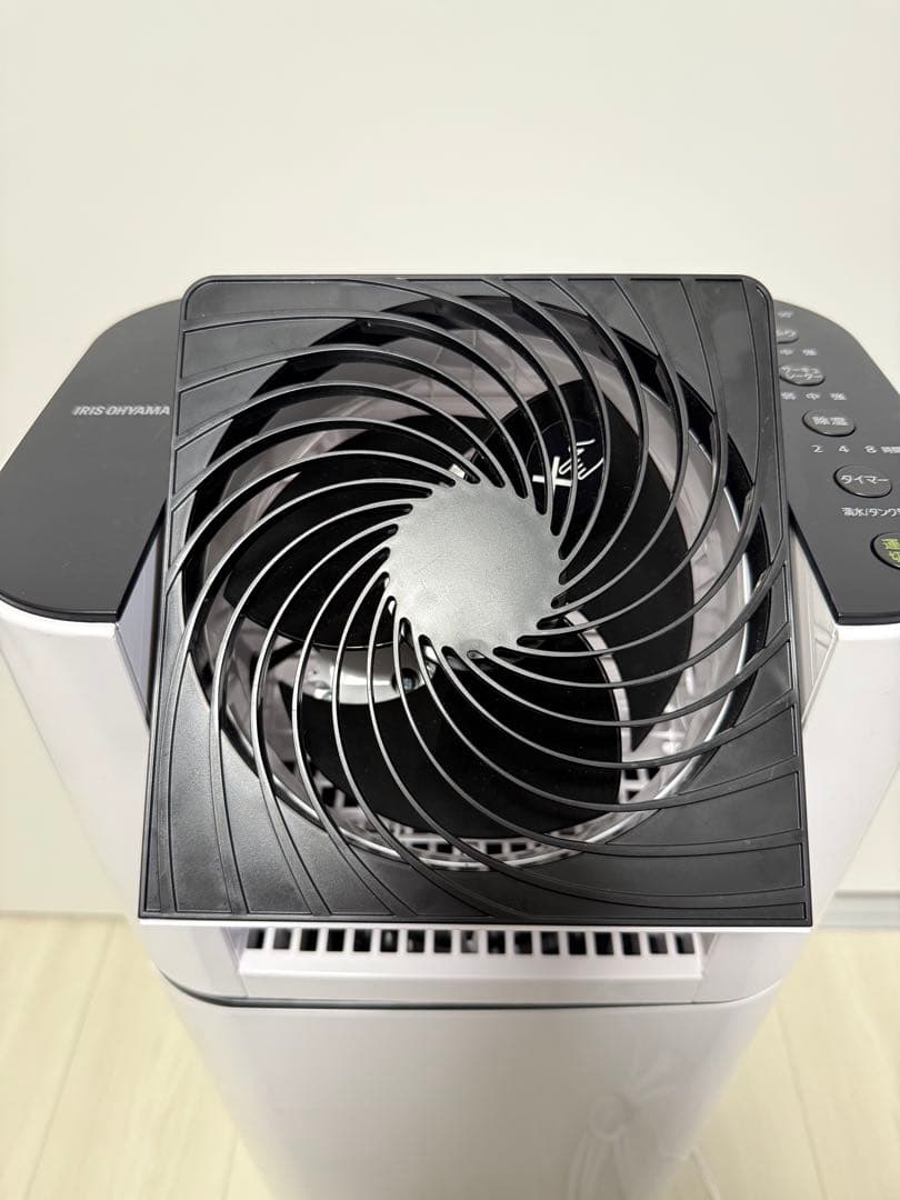 アイリスオーヤマ 衣類乾燥除湿機 ijd-150 2024年製