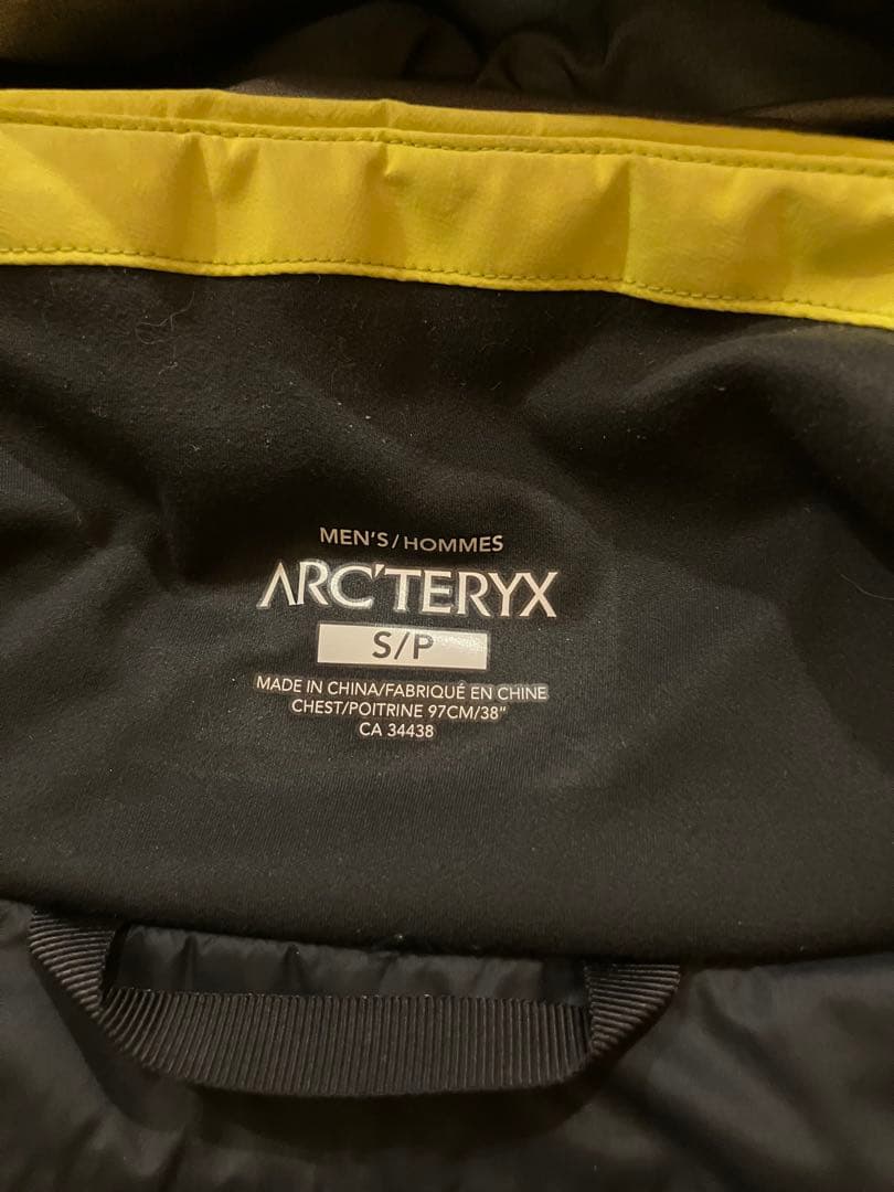 Arc'teryx Modon Jacket GORE-TEX Pro 中綿入り