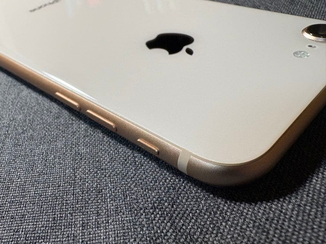 iPhone8 ゴールド 64GB SIMロックあり 動作確認済み