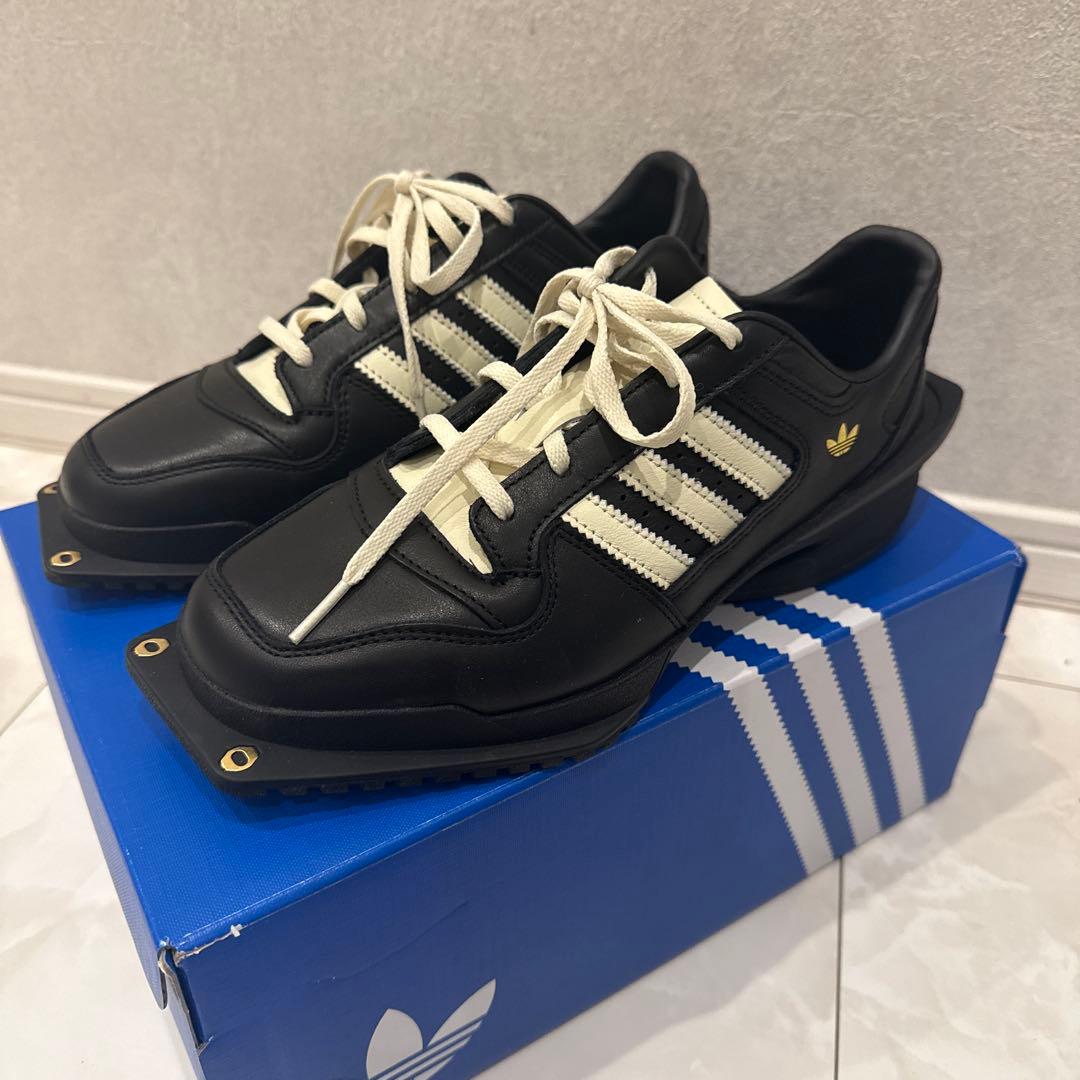 adidas FORUM SQ W Cubism フォーラム　24センチ