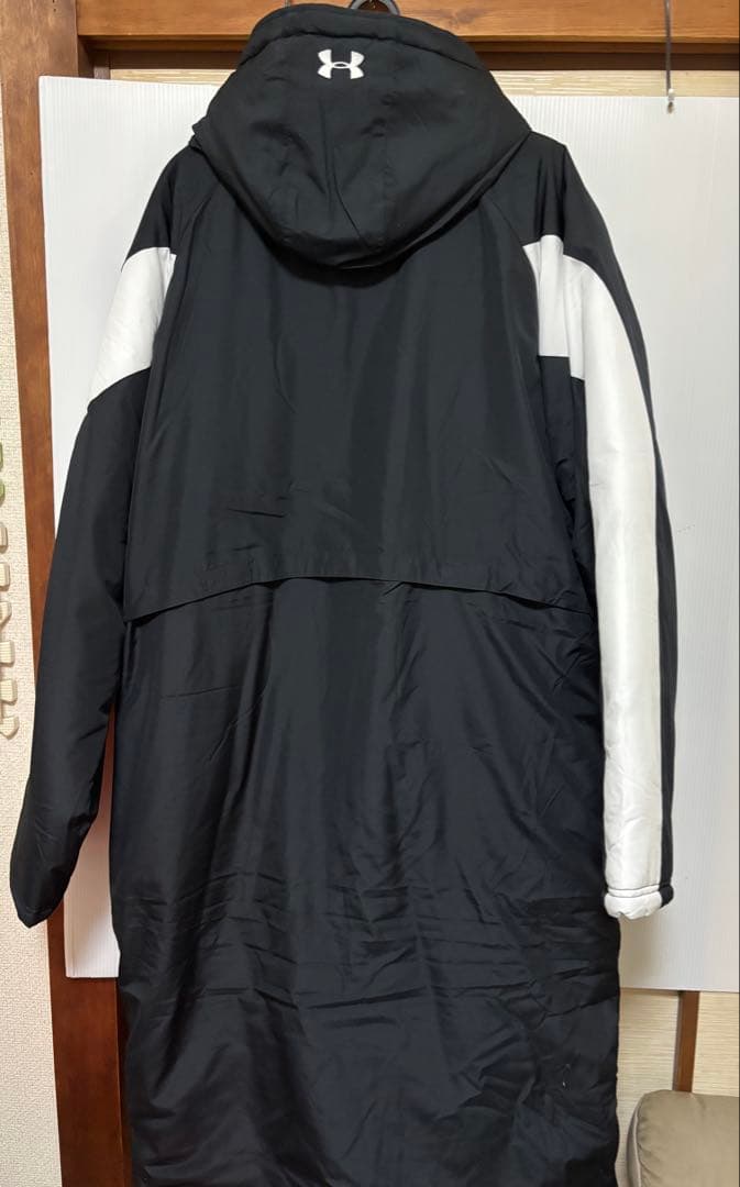 Under Armour ベンチコート3XL 黒/白