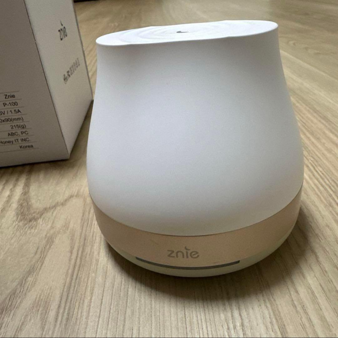 Znie Lite ホワイト 睡眠グッズ 睡眠対策 脳波同調　睡眠不足