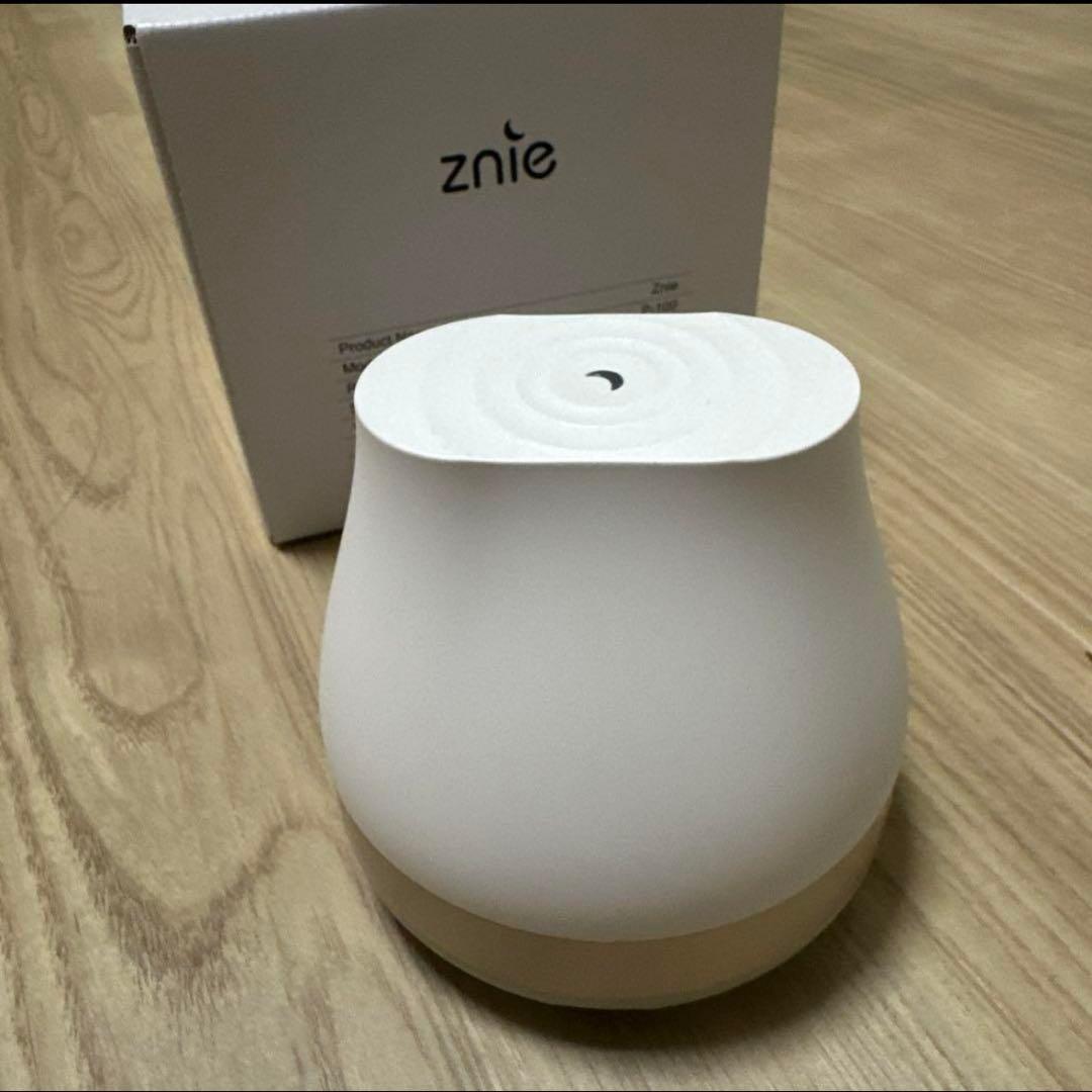 Znie Lite ホワイト 睡眠グッズ 睡眠対策 脳波同調　睡眠不足