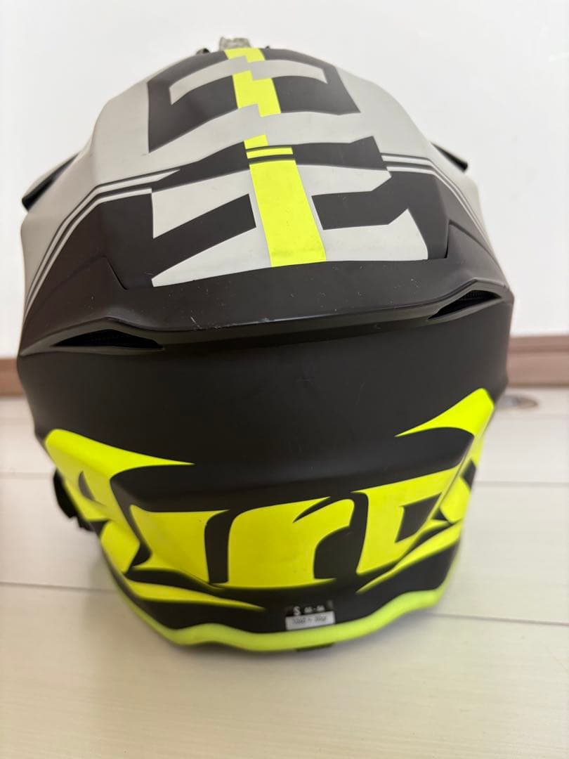 Airoh オフロードヘルメット ゴーグル付き