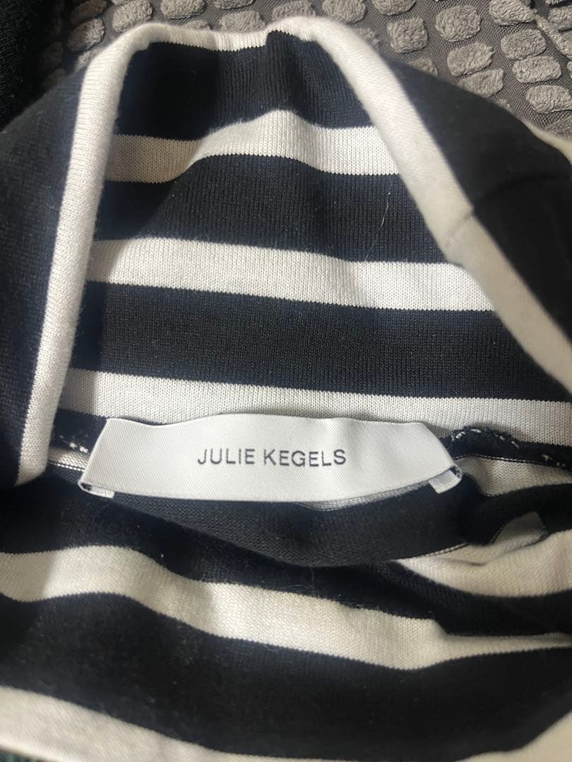 新品Julie Kegels TURTLE NECK / BLACK WHITE