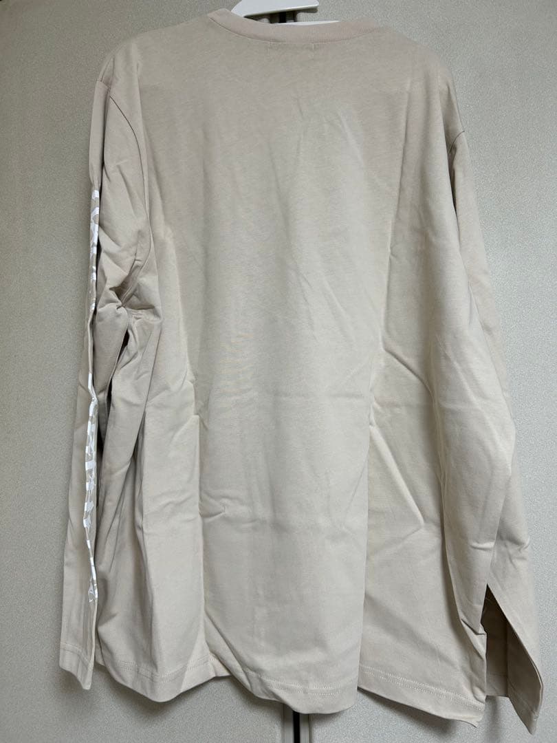 新品タグ付き✨Re. アールイードット仲里依紗BirthdayロングTシャツ