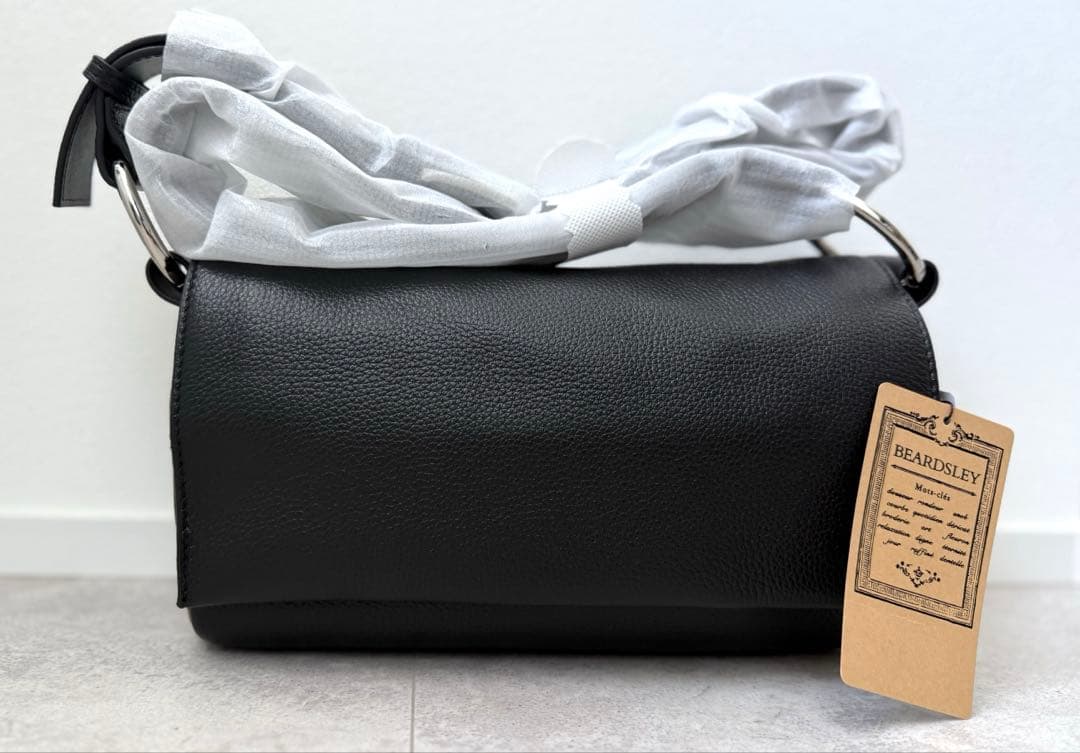 新品未使用 BEARDSLEY ボディバッグ　ショルダーバッグ