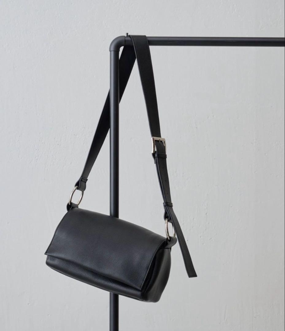 新品未使用 BEARDSLEY ボディバッグ　ショルダーバッグ