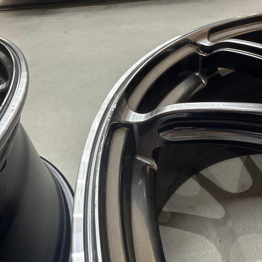 アドバン　RZ2 18インチ　8.5j +31 2本　114.3