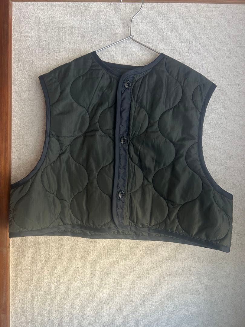 s*様 HYKE QUILTED CROPPED VEST オリーブ