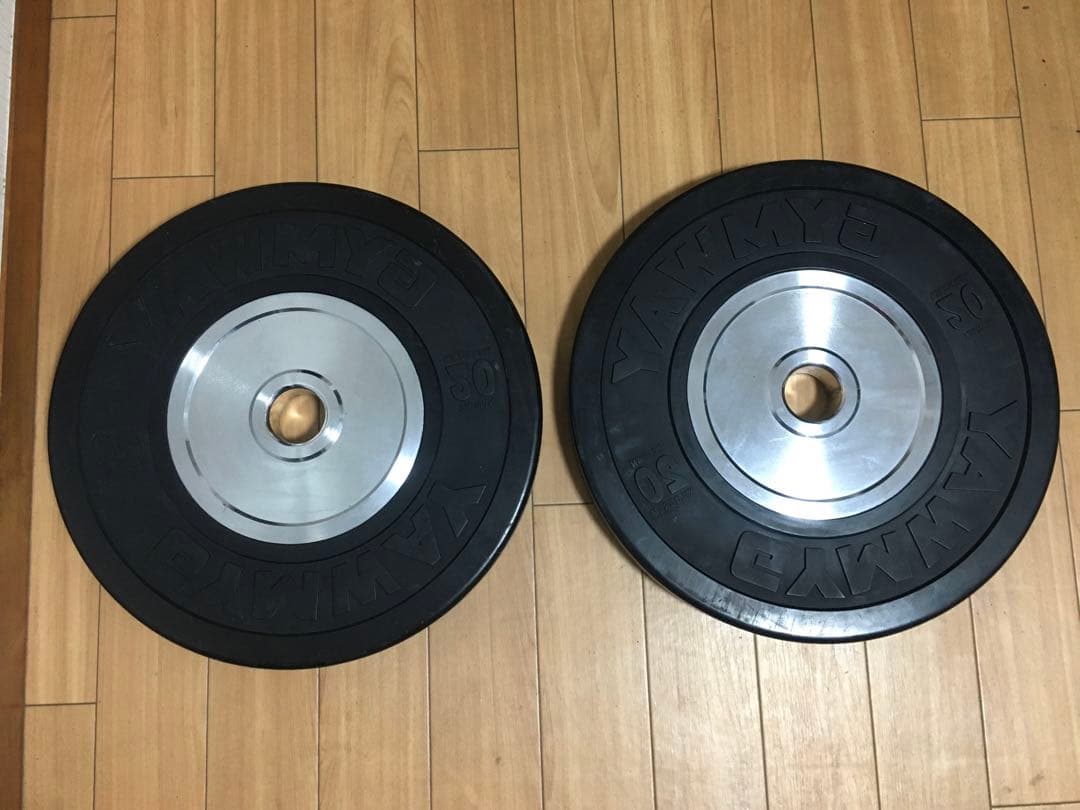 ① GYMWAYバンパープレート 20kg x 1枚