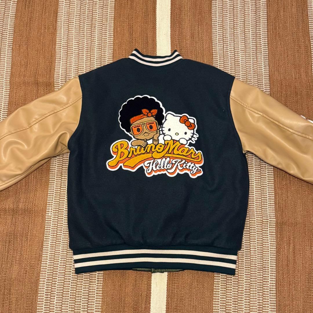 ブルーノマーズx ハローキティ VARSITY JACKET