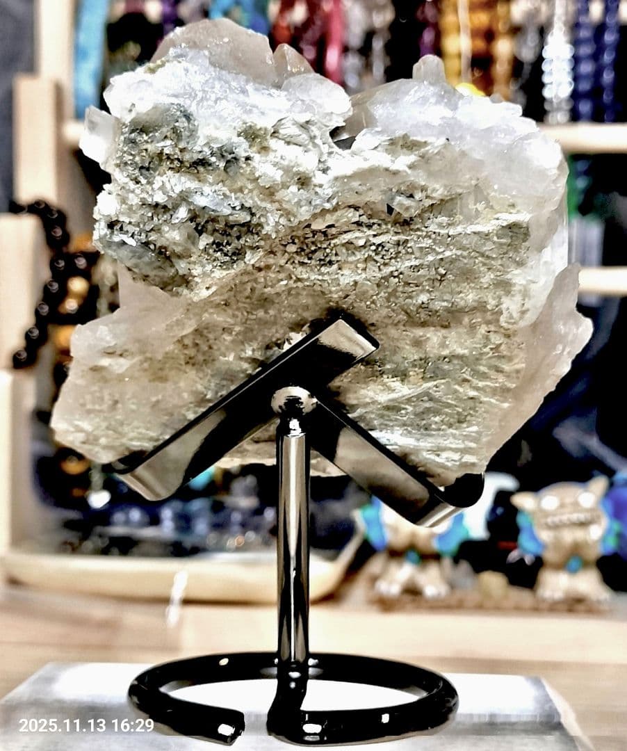 最高品質 ブラジル コリント産 水晶クラスター 159g 虹多数 グラデーション