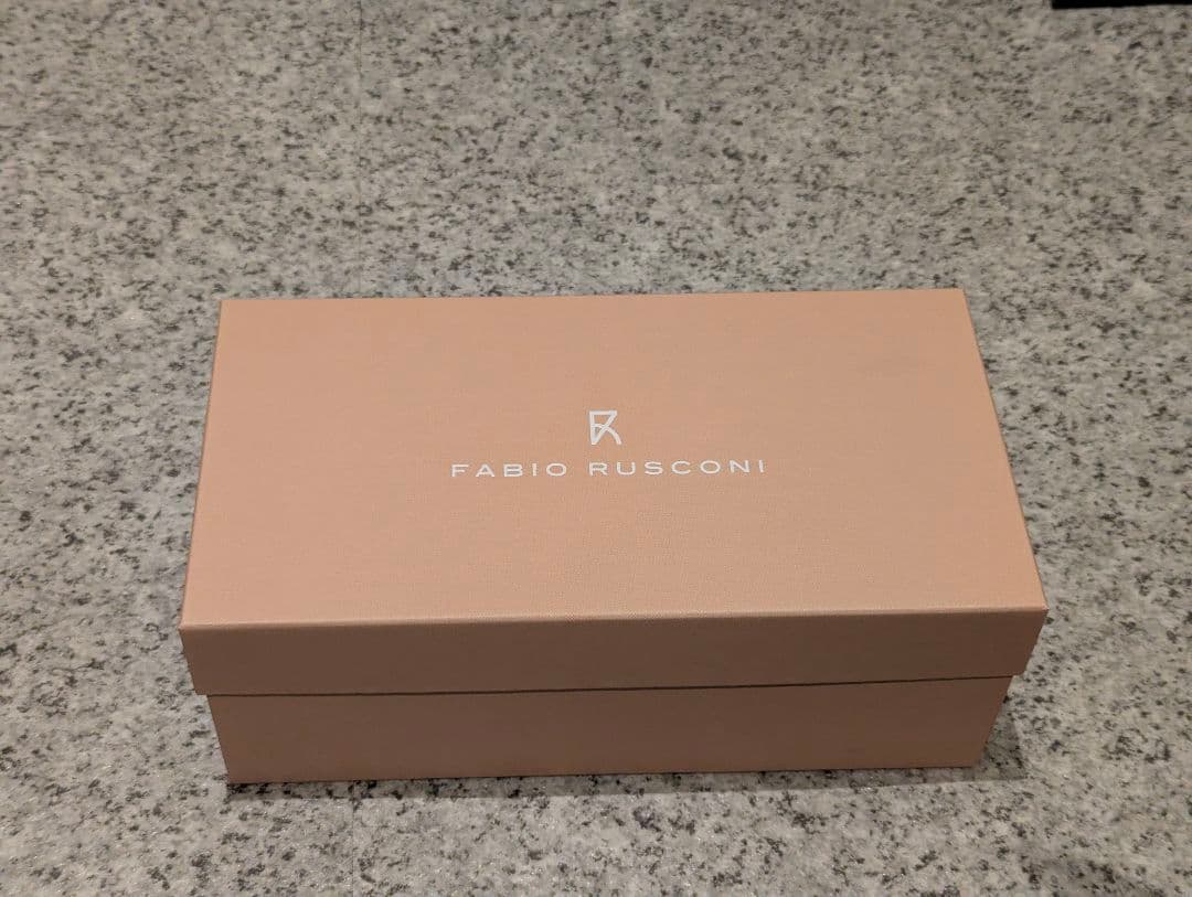 着用1回　定価3.7万　FABIO RUSCONI フラットパンプス　レザー　黒