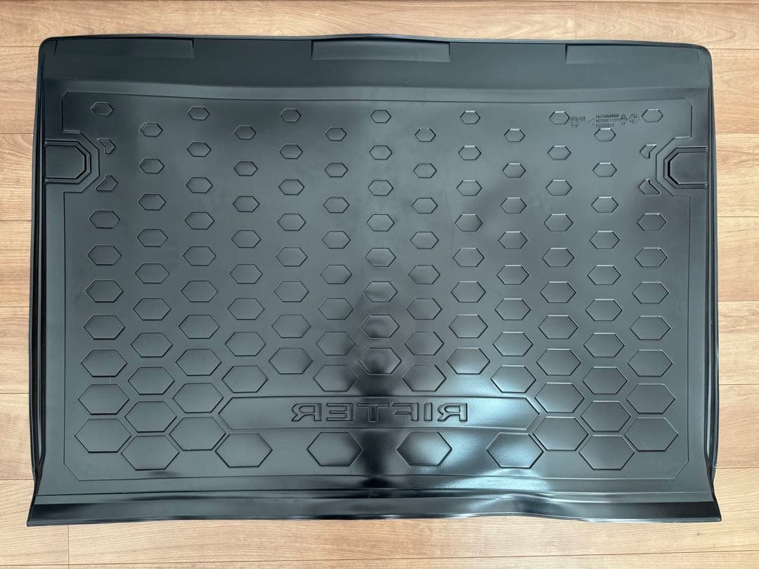 Peugeot Rifter プジョー リフター　純正ラゲッジトレー