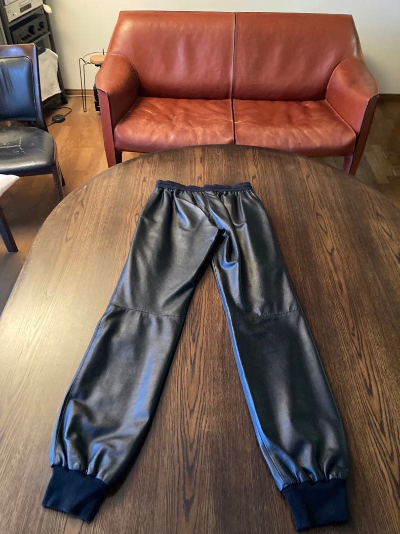 DOLCHE&GABBANA新品タグ付BLACKレザージョガーパンツmen's可