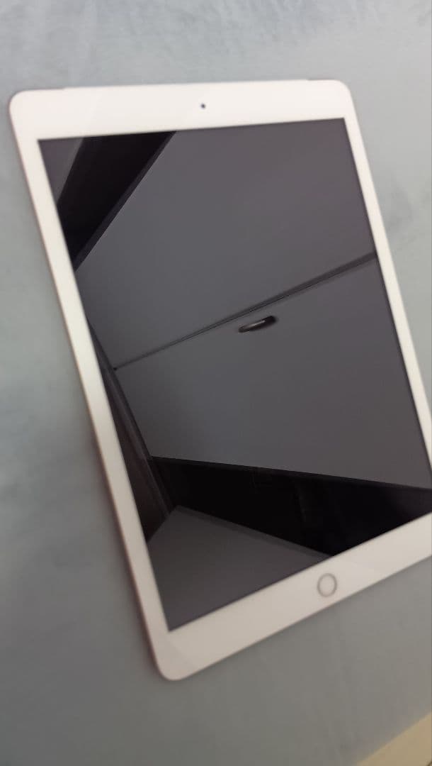 Apple iPad (第7世代) 32GB ゴールド