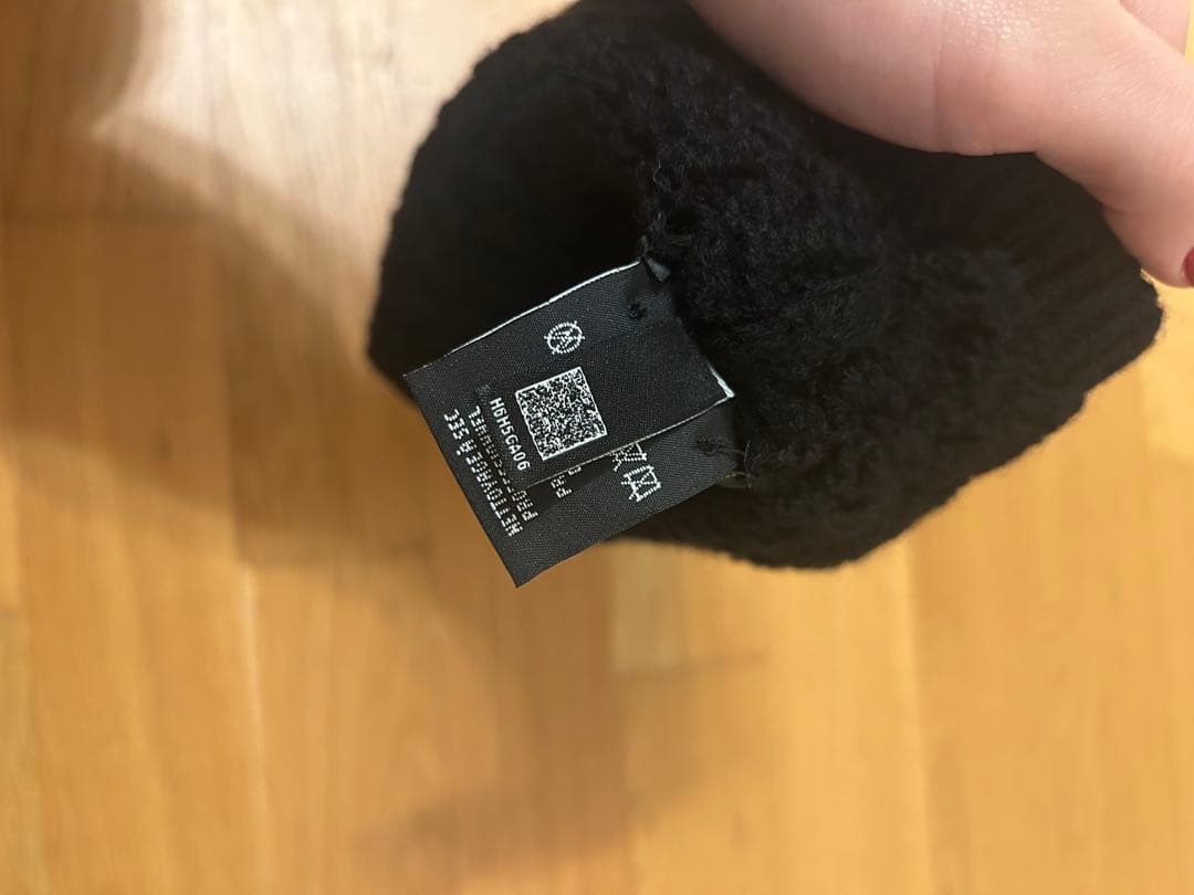 新品同様 CHANEL ニット帽 黒