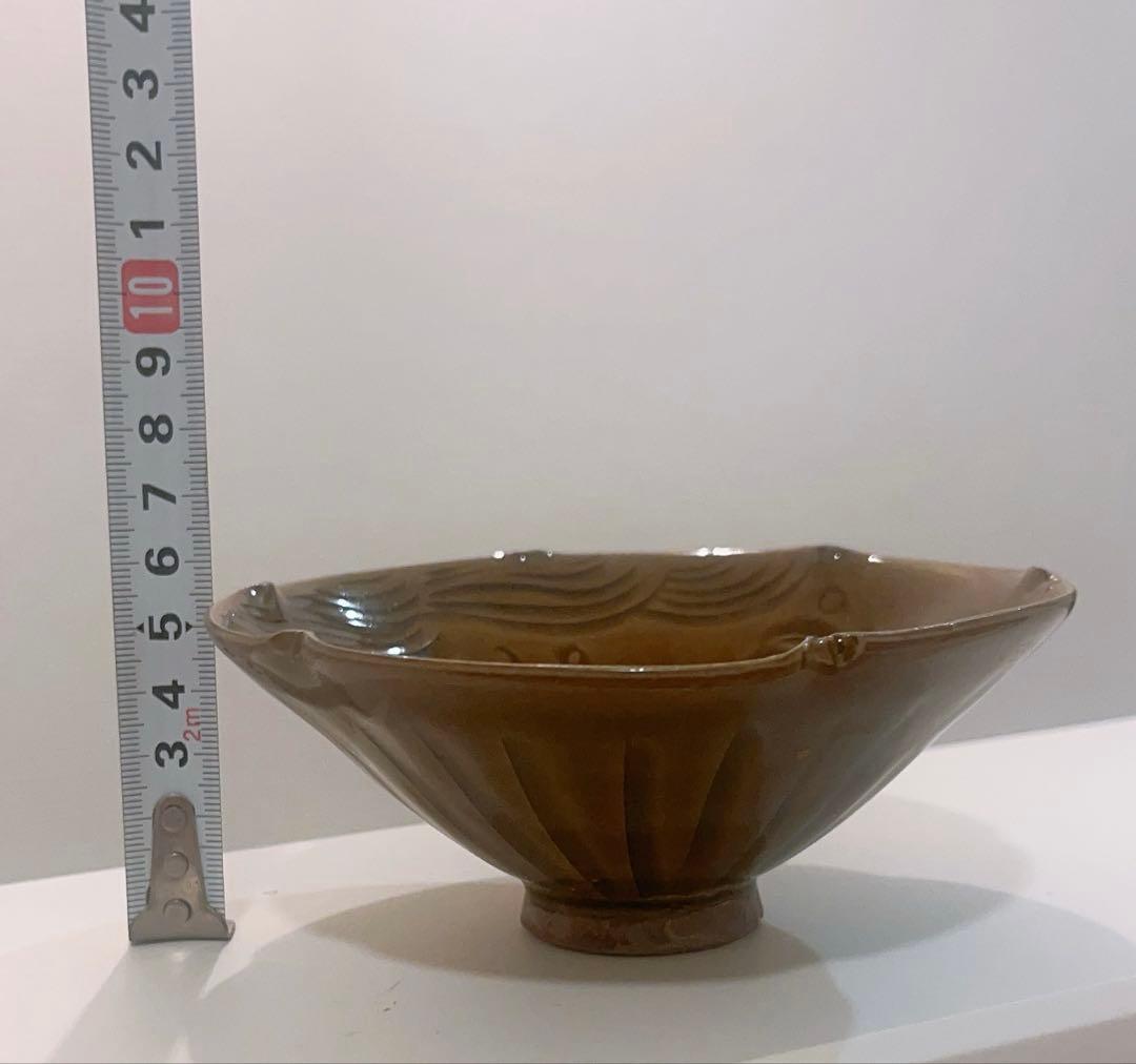 耀州窯刻花魚斗笠碗 唐物　茶道具 煎茶碗　中国古美術　骨董品　陶芸