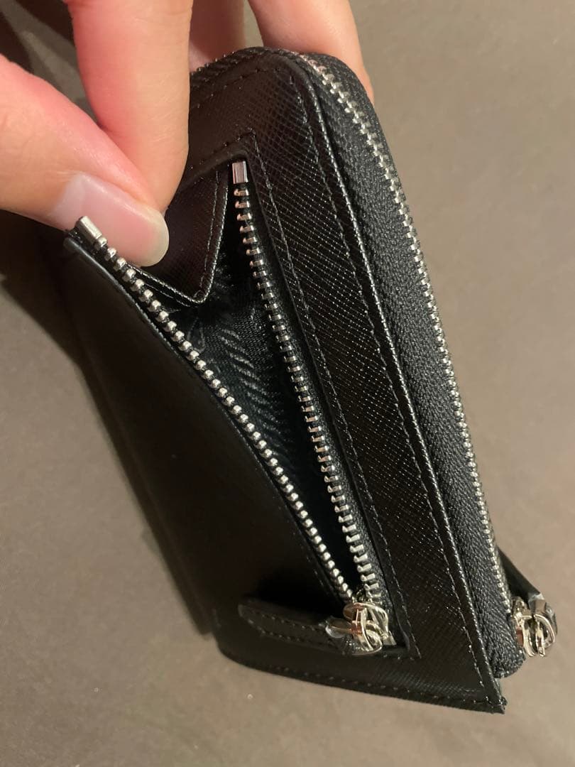 PRADA プラダ　サフィアーノレザー キーケース