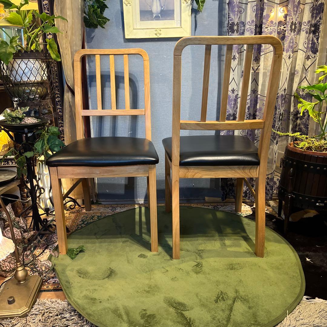 リュウ 　Sale 美品　２脚セット　北欧スタイル　ブラックレザー　チェア