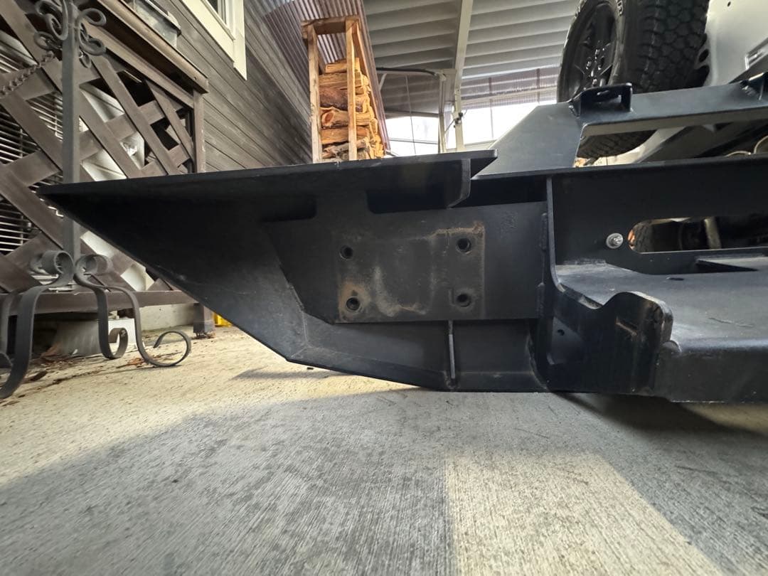 引き取り限定 jkラングラーフロントバンパー