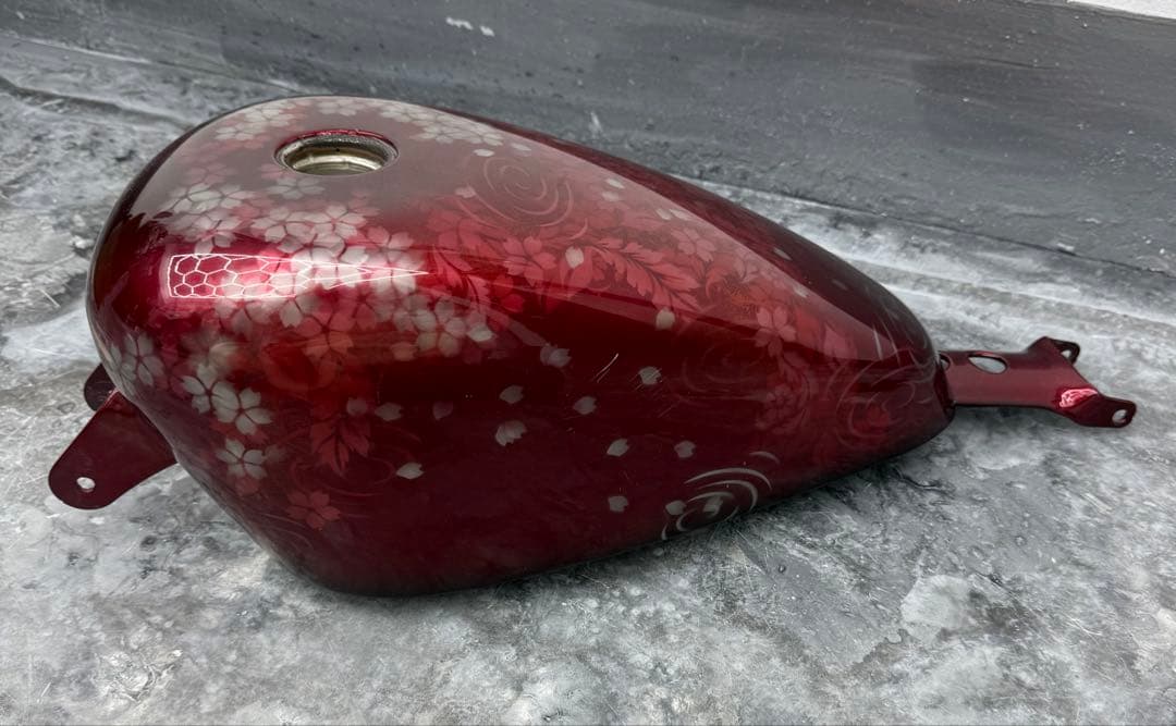 ハーレー　純正　タンク　スポーツスター XL 1200X フォーティーエイト