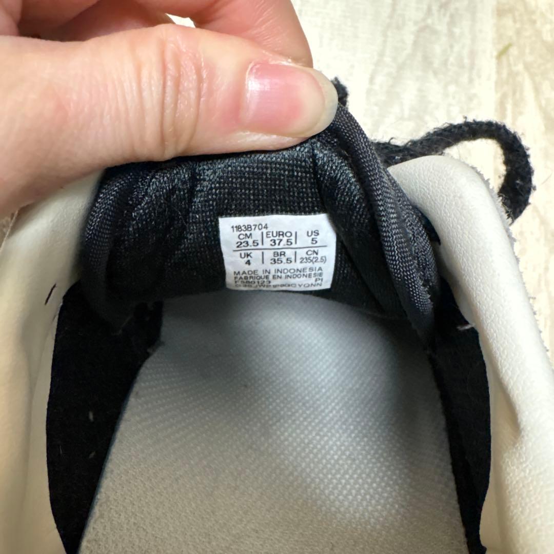 Onitsuka Tiger DELECITY デレシティ 【23.5cm】