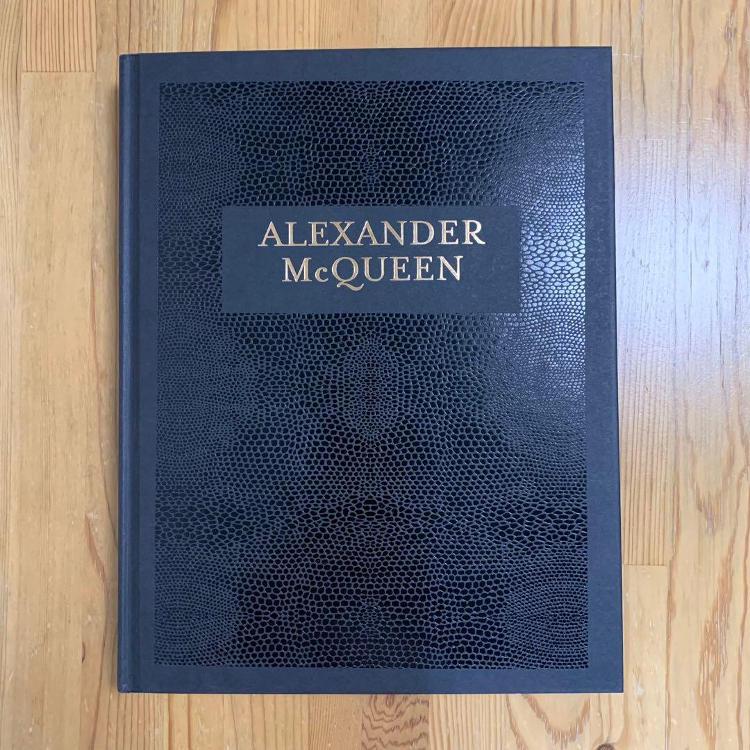 【初版】 ALEXANDER McQUEEN