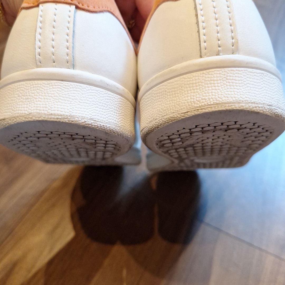 スタンスミス スニーカー オレンジ