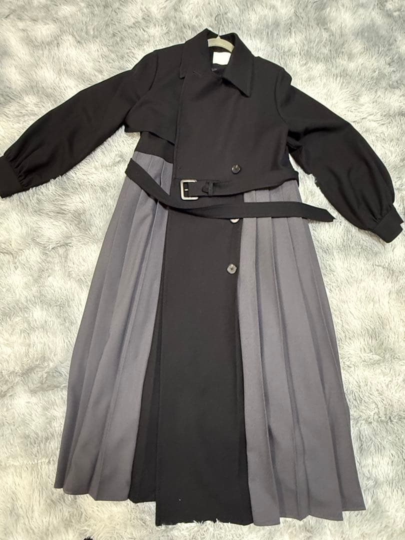 ぁ*︎様 HARE ハレバイカラー プリーツコート 即完売品　美品