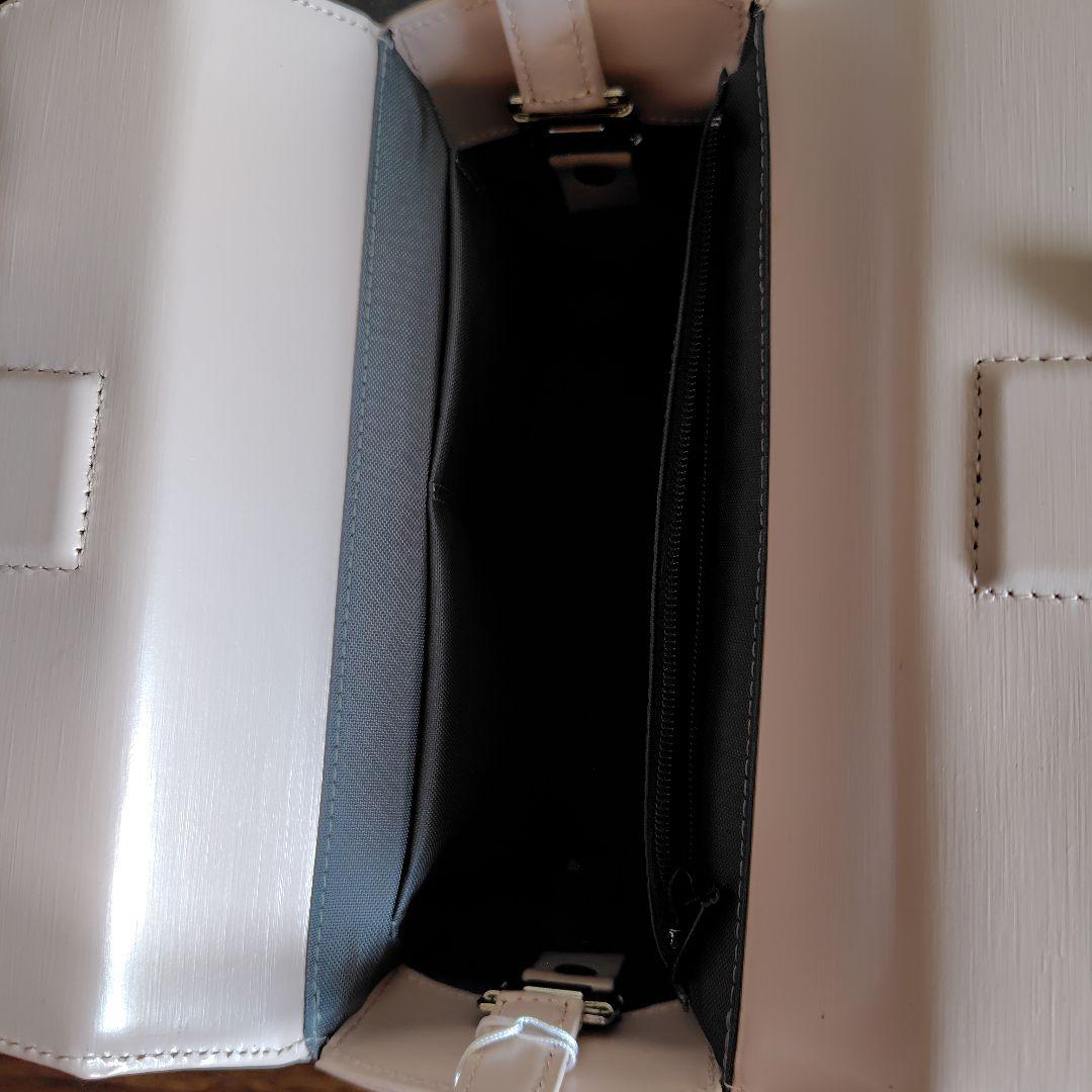 GIVENCHYレザーハンドバッグ(ペールピンク)